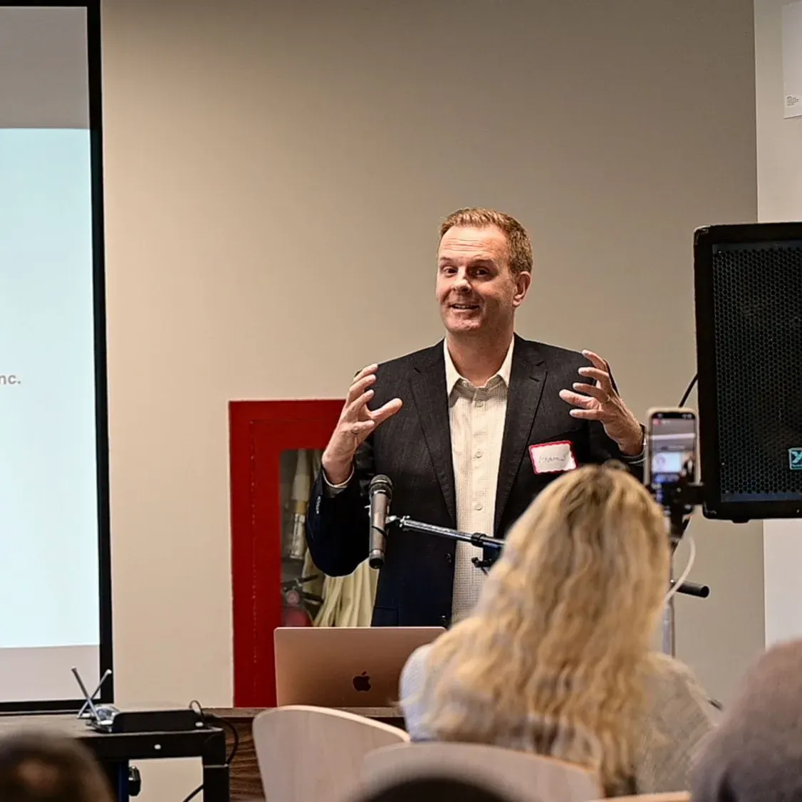 Launching the Expertise Hub Cooperative — photograph 6